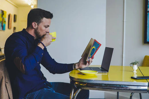 لماذا لا يمكنك التركيز أثناء القراءة وكيف يمكنك إصلاح ذلك!